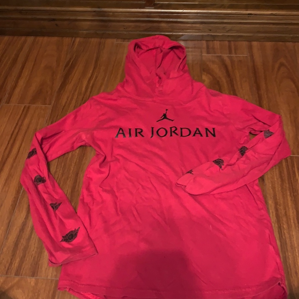 Great condition youth boys M Jordan hooded long sleev